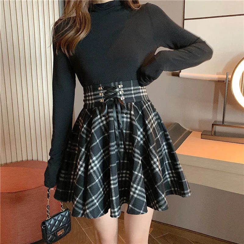Plus Size Gray & Red High Waist Strap Black Tartan Pattern Umbrella Skirt